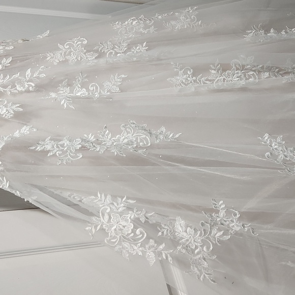 Maggie Sottero Leticia Lynette size 6 Wedding Dress Princess Style - Picture 7 of 12